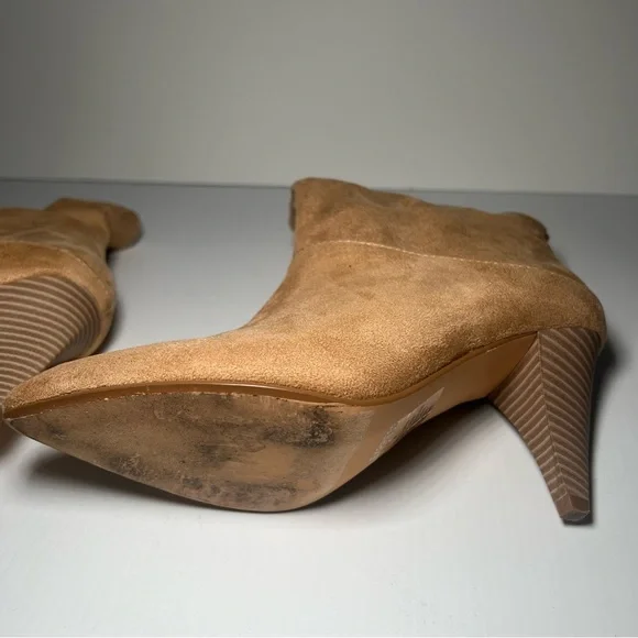 Express Booties Size 8 - Picture 4 of 7